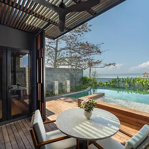 ***** Resort Sumitra Luxury Villas & Resort By Pramana Indonesia